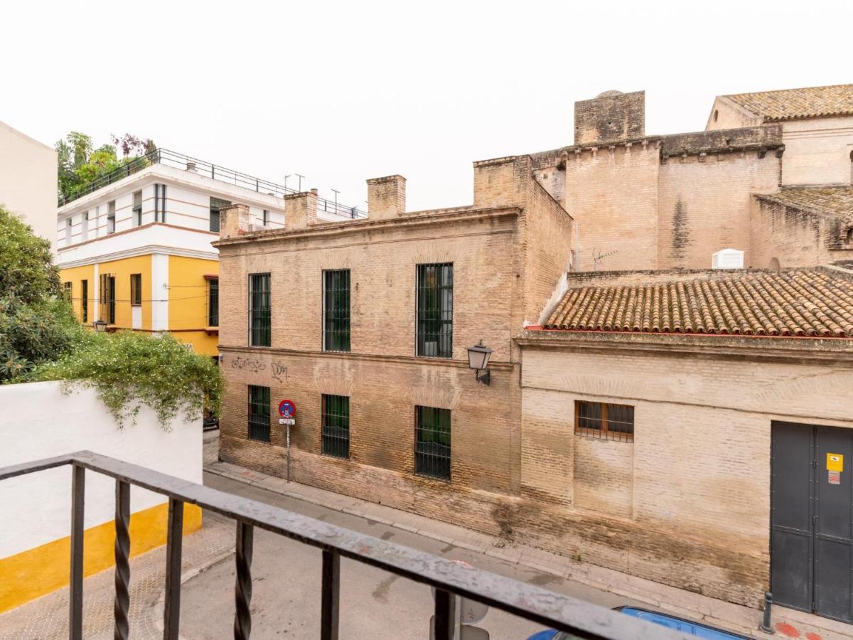Holi-Rent Padre Manjon Apartment Sevilla Bagian luar foto