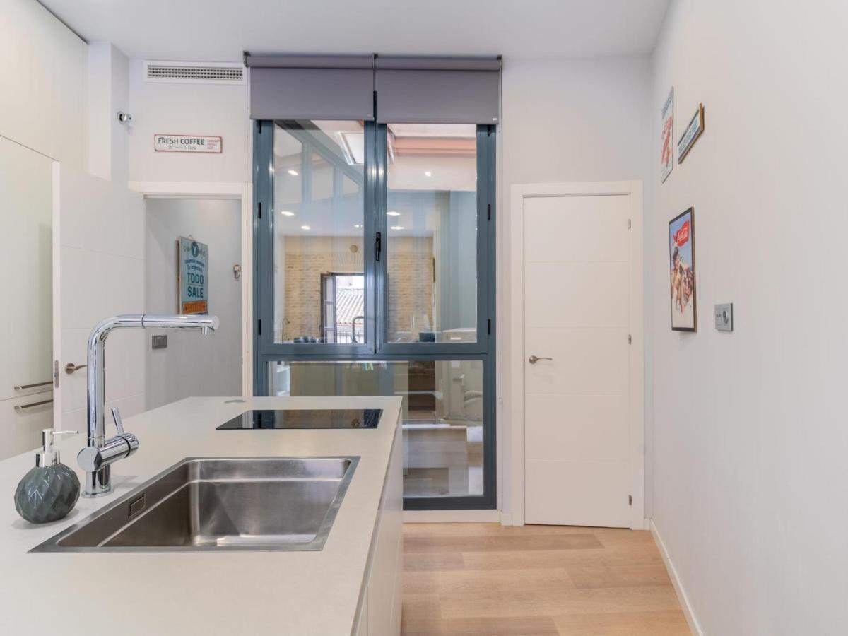 Holi-Rent Padre Manjon Apartment Sevilla Bagian luar foto