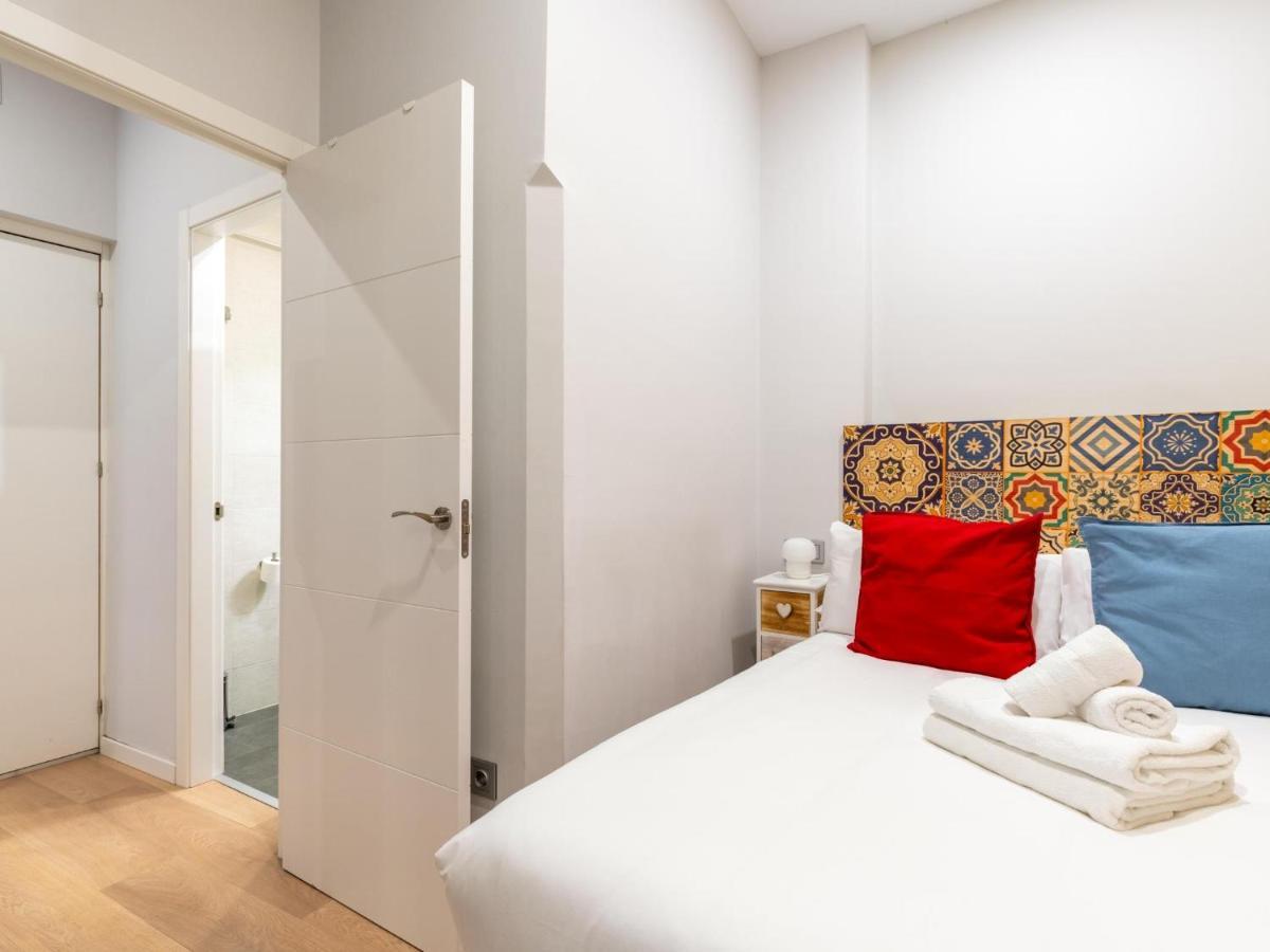 Holi-Rent Padre Manjon Apartment Sevilla Bagian luar foto