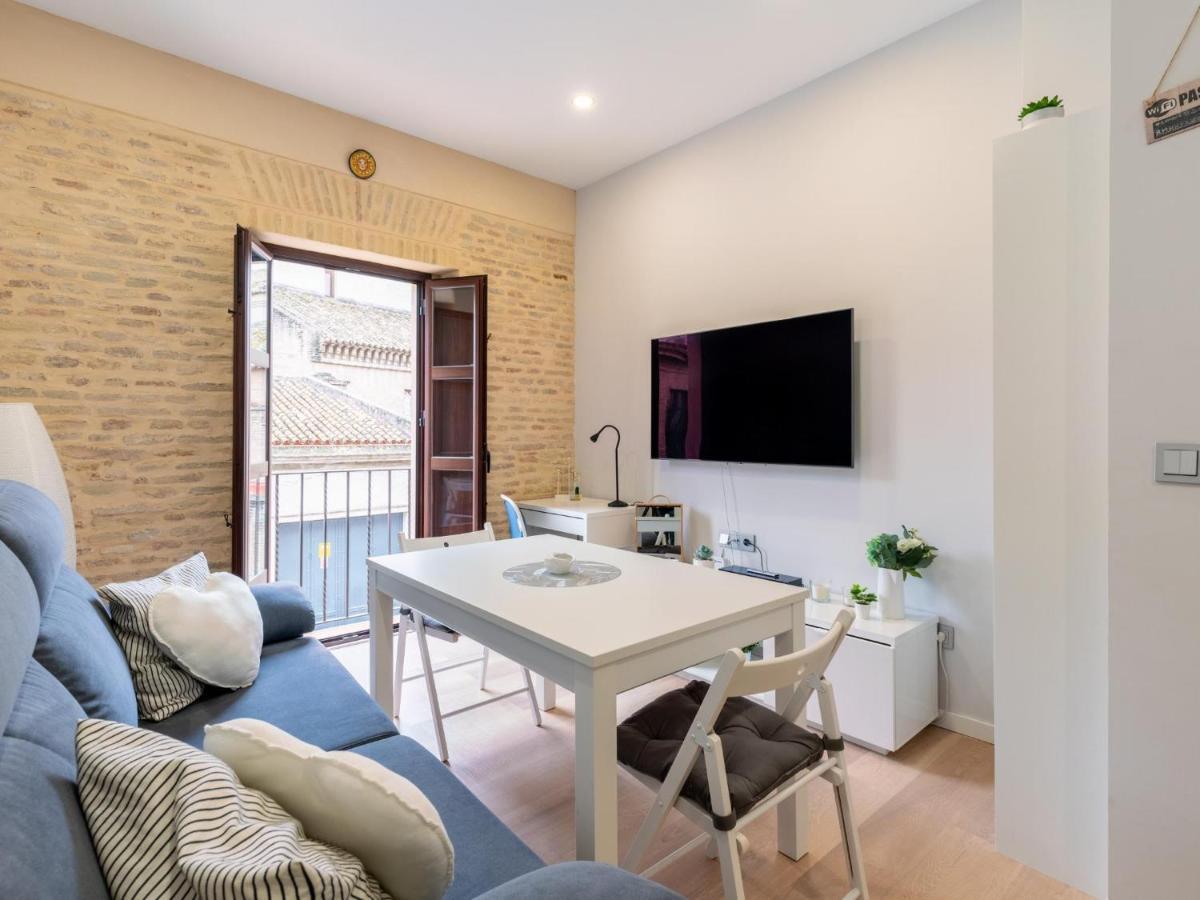 Holi-Rent Padre Manjon Apartment Sevilla Bagian luar foto