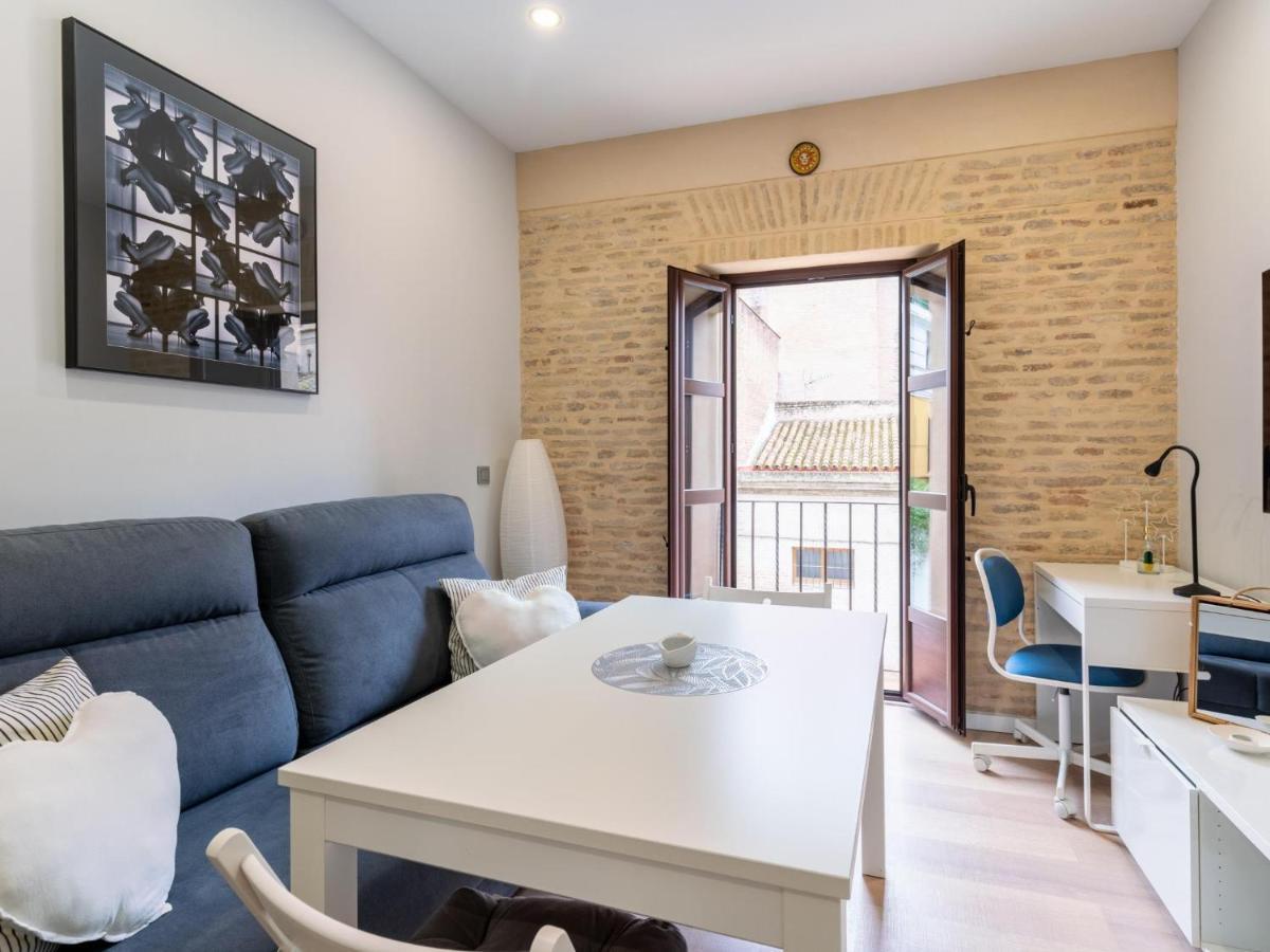 Holi-Rent Padre Manjon Apartment Sevilla Bagian luar foto